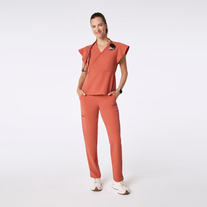 Eveleigh Slim Peplum Scrub Set ™